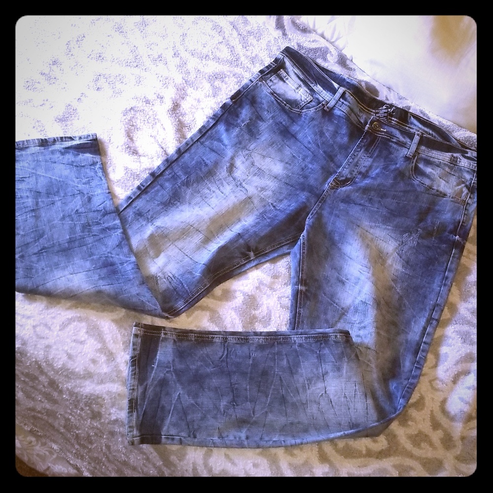 Earl 38x32 straight fit Jean's NEW